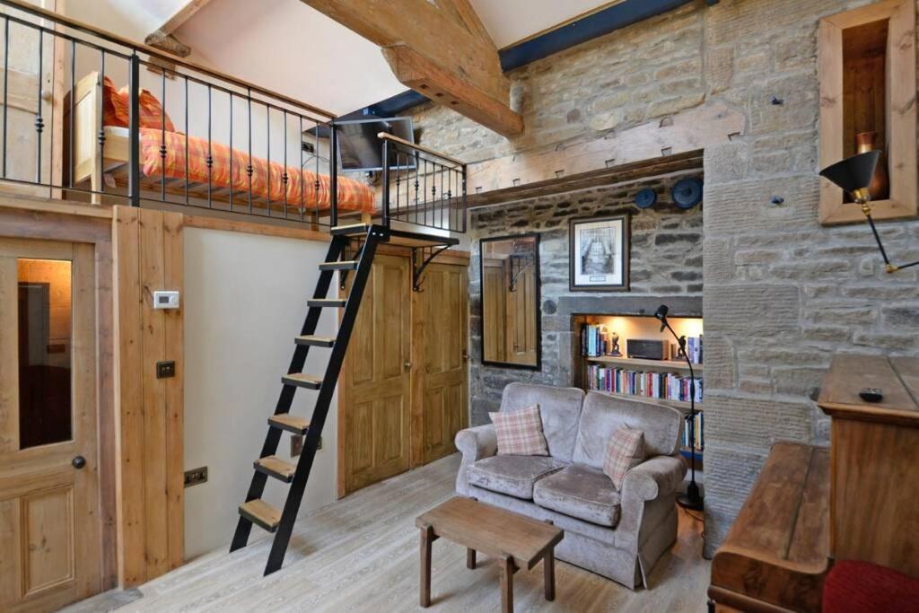 Shed End, In 18Th Century Lothersdale Mill Bd20 8En Dış mekan fotoğraf
