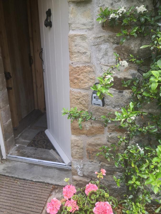 Shed End, In 18Th Century Lothersdale Mill Bd20 8En Dış mekan fotoğraf